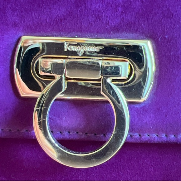 SALVATORE FERRAGAMO Suede Handbag with Matching Coin Purse *RARE* - Picture 7 of 14